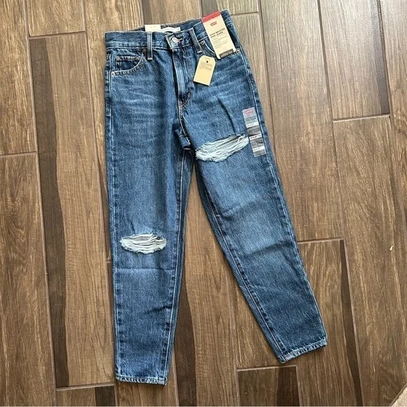 NWT Levi’s High Waisted Mom Jeans Distressed Sz 24 - Picture 3 of 11